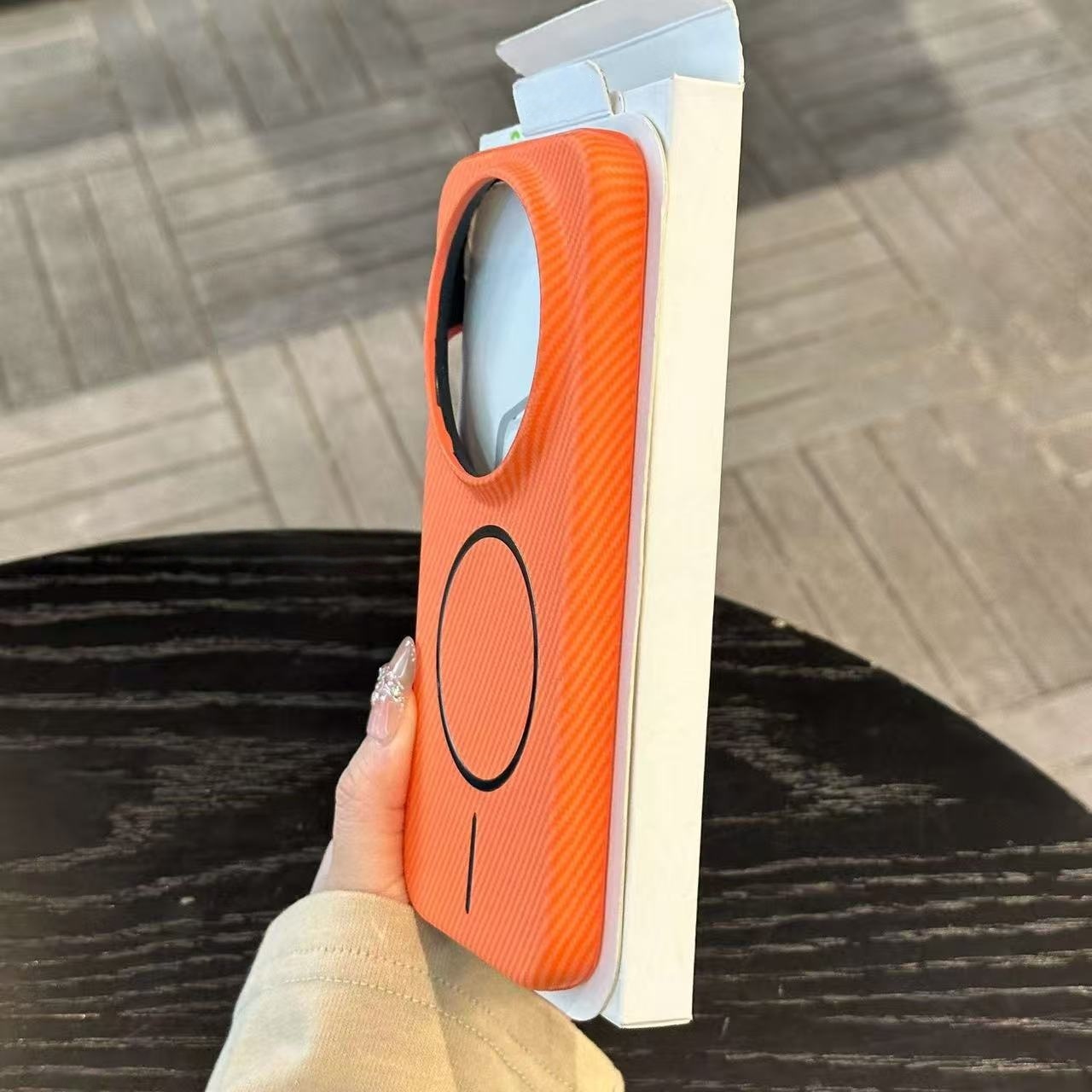 Ultra Thin Carbon Fiber Plasti - Photography Xiaomi 17 Ultra incelemesi ve fiyatı