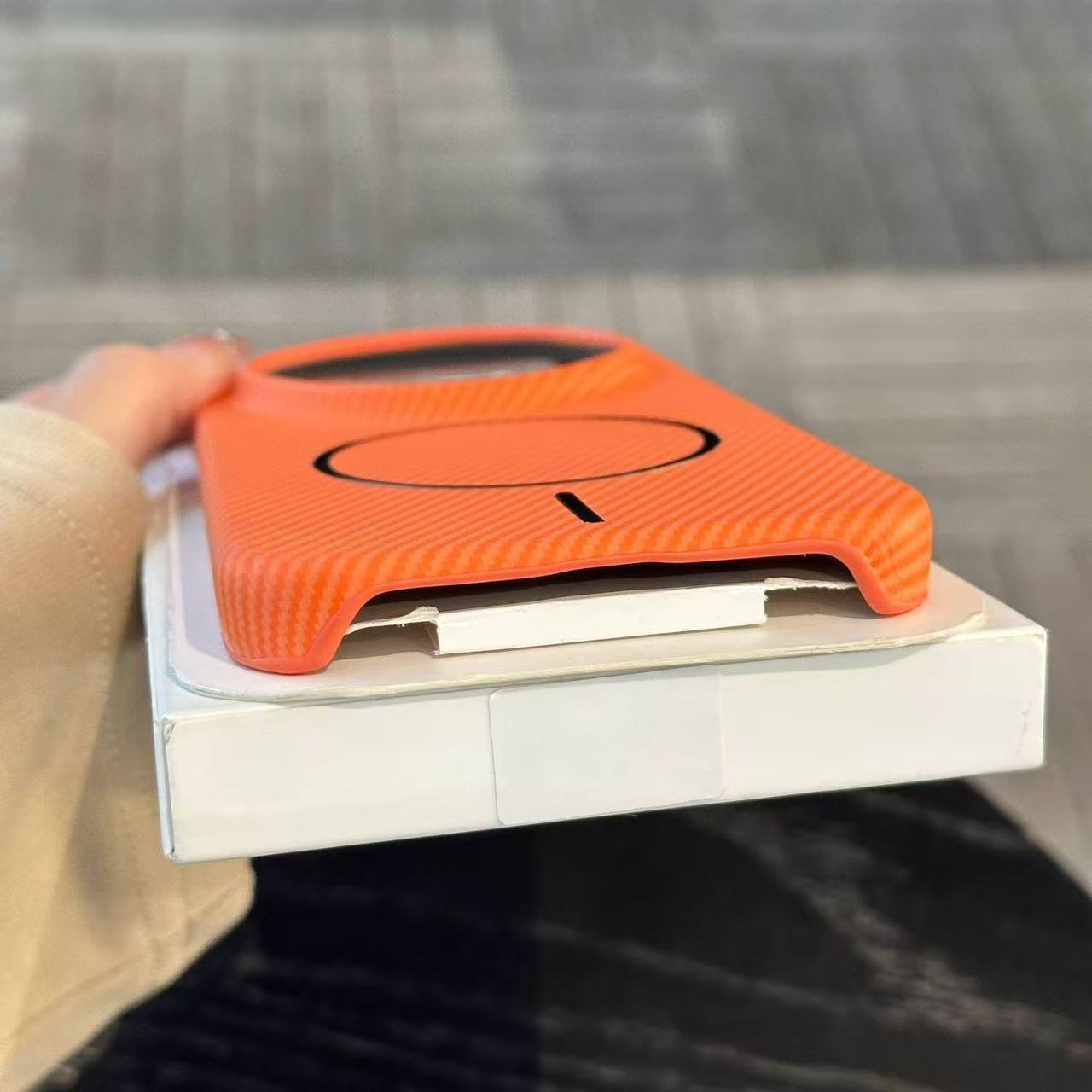 Ultra Thin Carbon Fiber Plasti - Photography Xiaomi 17 Ultra incelemesi ve fiyatı