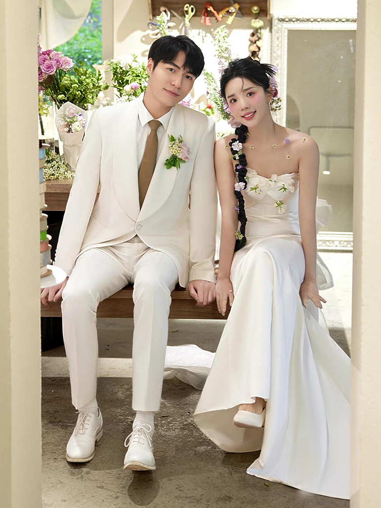 Elegant Satin Wedding Dress Si - Photography Young incelemesi ve fiyatı