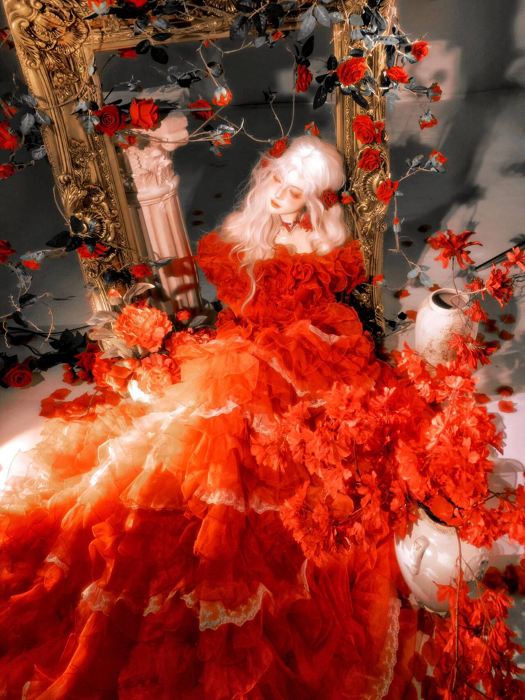 Retro Baroque Style Red Dress  - Photography Young incelemesi ve fiyatı