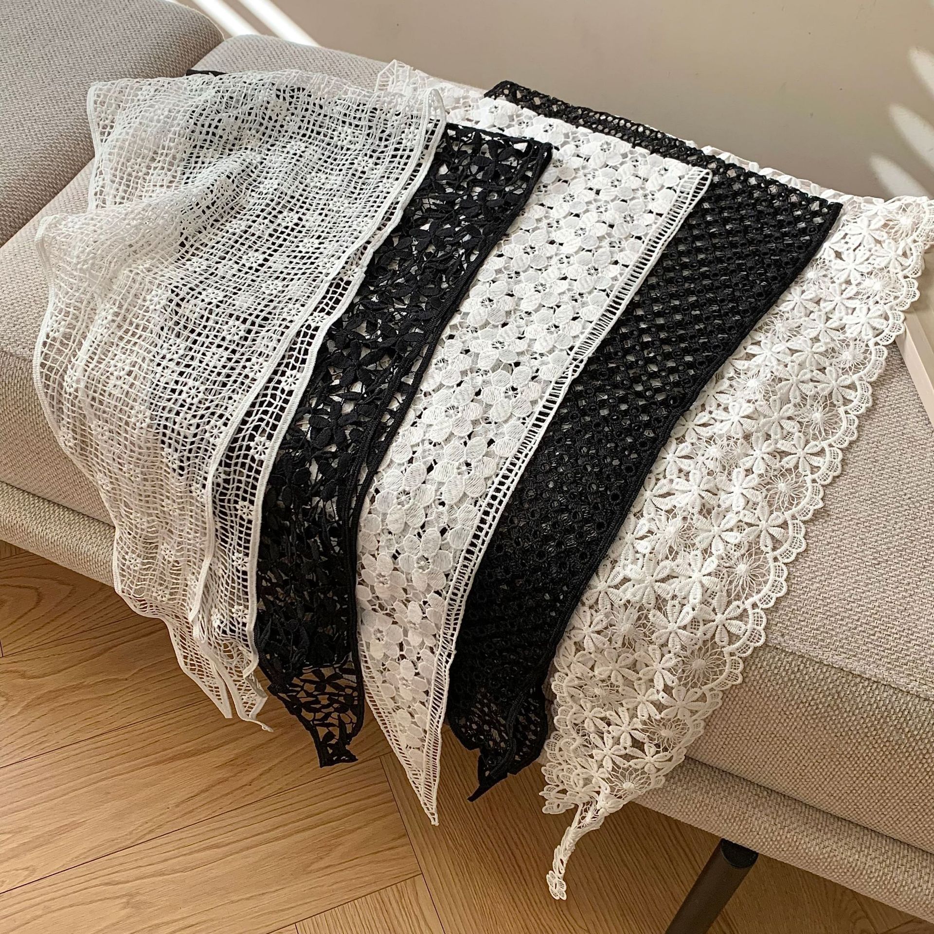 New Korean Lace Triangle Scarf - Photography Triangle incelemesi ve fiyatı