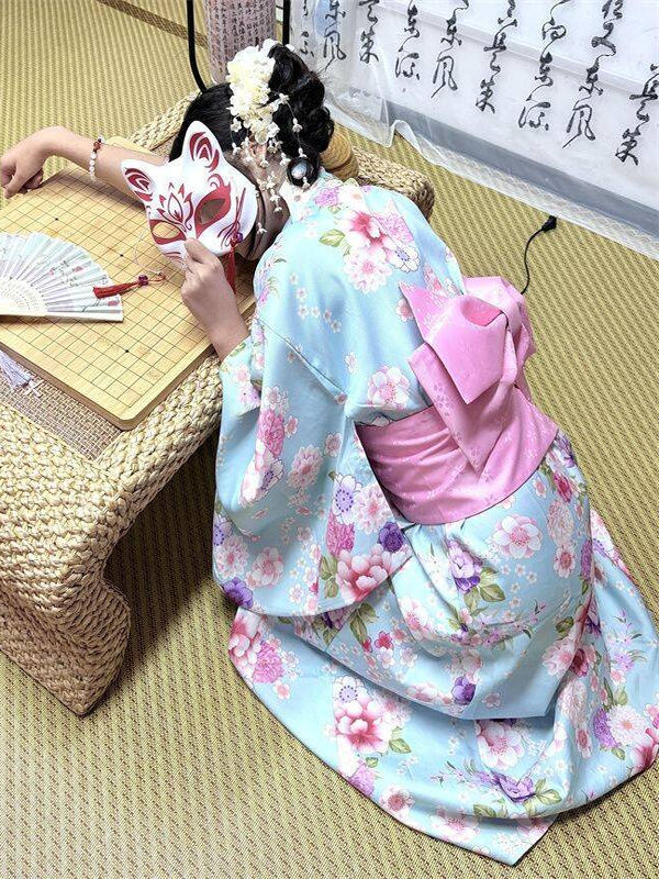 Traditional Japanese Kimono St - Photography Young incelemesi ve fiyatı